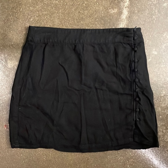 Forever 21 Black skirt - Picture 1 of 2